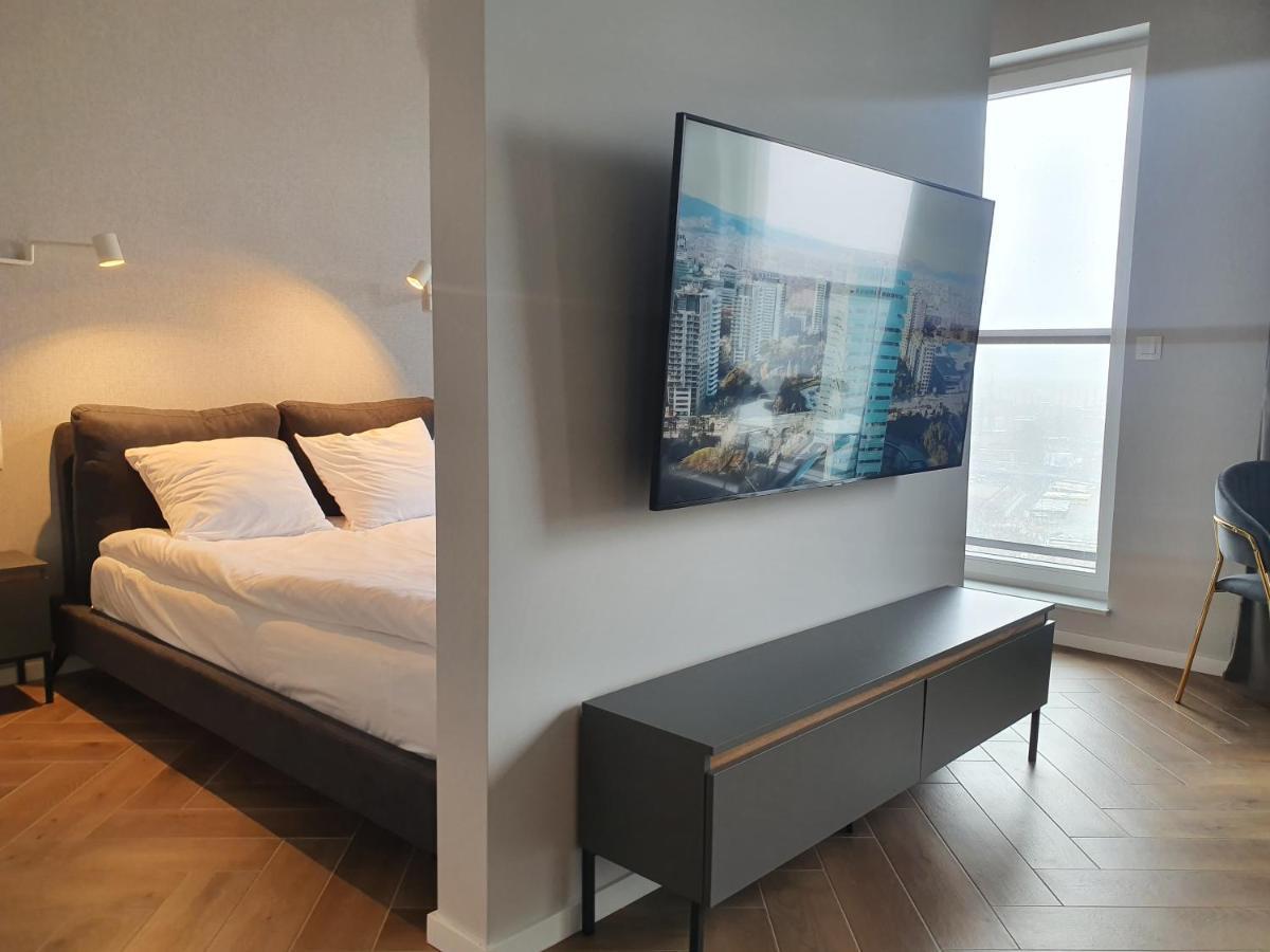 15 Pietro Sokolska 30 Towers Apartments - New- Lux- Parking- Sauna- Gym- And Good View From 15Th Floor Katowice Exterior photo