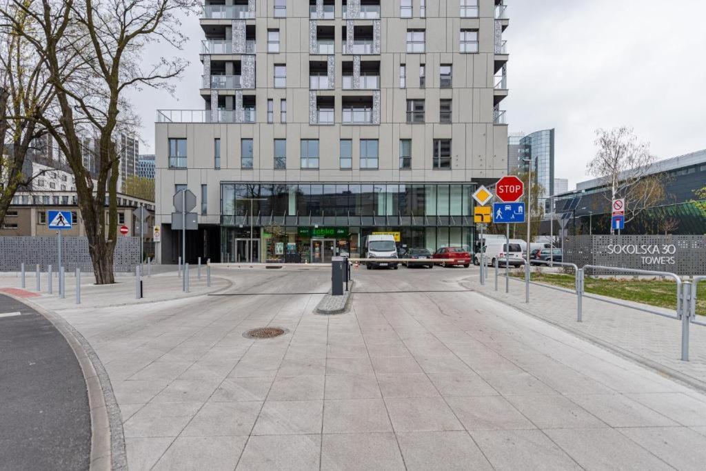 15 Pietro Sokolska 30 Towers Apartments - New- Lux- Parking- Sauna- Gym- And Good View From 15Th Floor Katowice Exterior photo